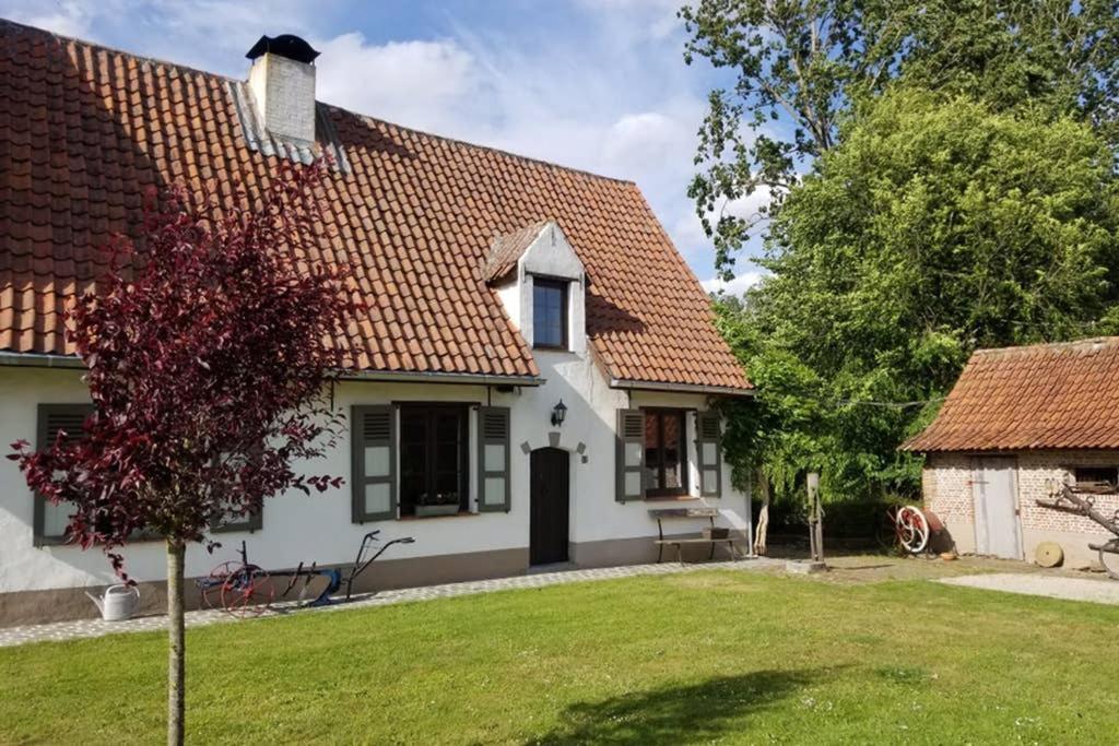 Apartamento Cozy Studio On A Quaint Farm Kruibeke Exterior foto